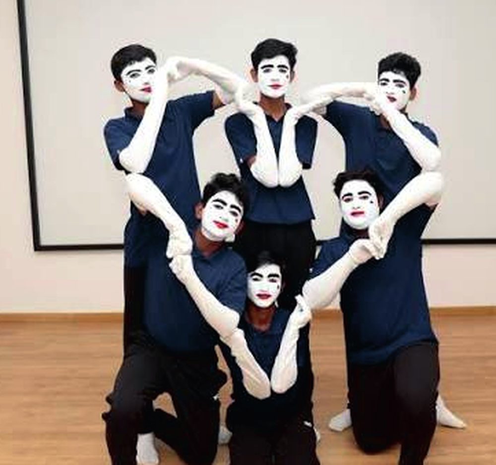 Bhava Tarang mime show performance