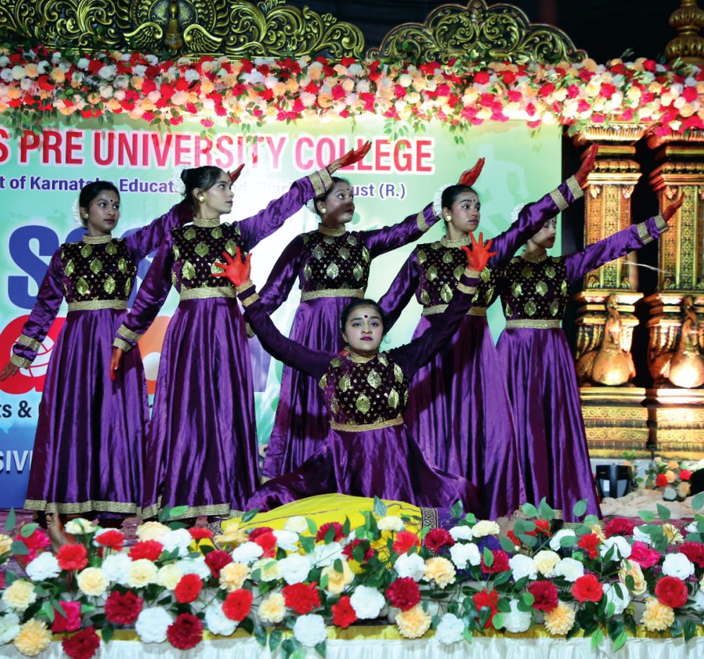 Nritya Tarang group dance performance on stage